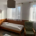 Korona אורחן *