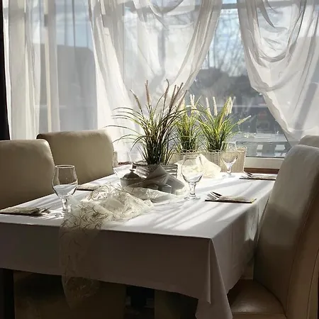 Inn Korona Legowo